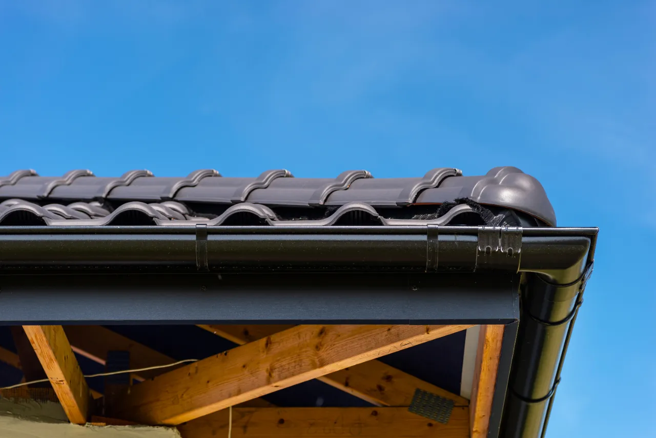Seamless gutter installation in Connecticut by L.R.U. Home Improvement Construction